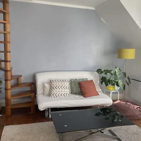 9th Two-bedroom With Balcony Paris