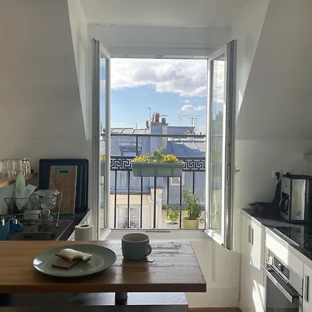 9th Two-bedroom With Balcony *